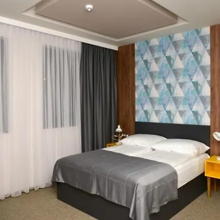 Kov-grad Motel *